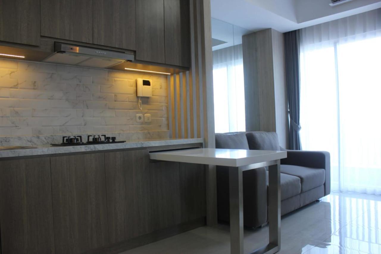 Apartemen Grand Sungkono Lagoon Venetian. Сурабая Екстер'єр фото